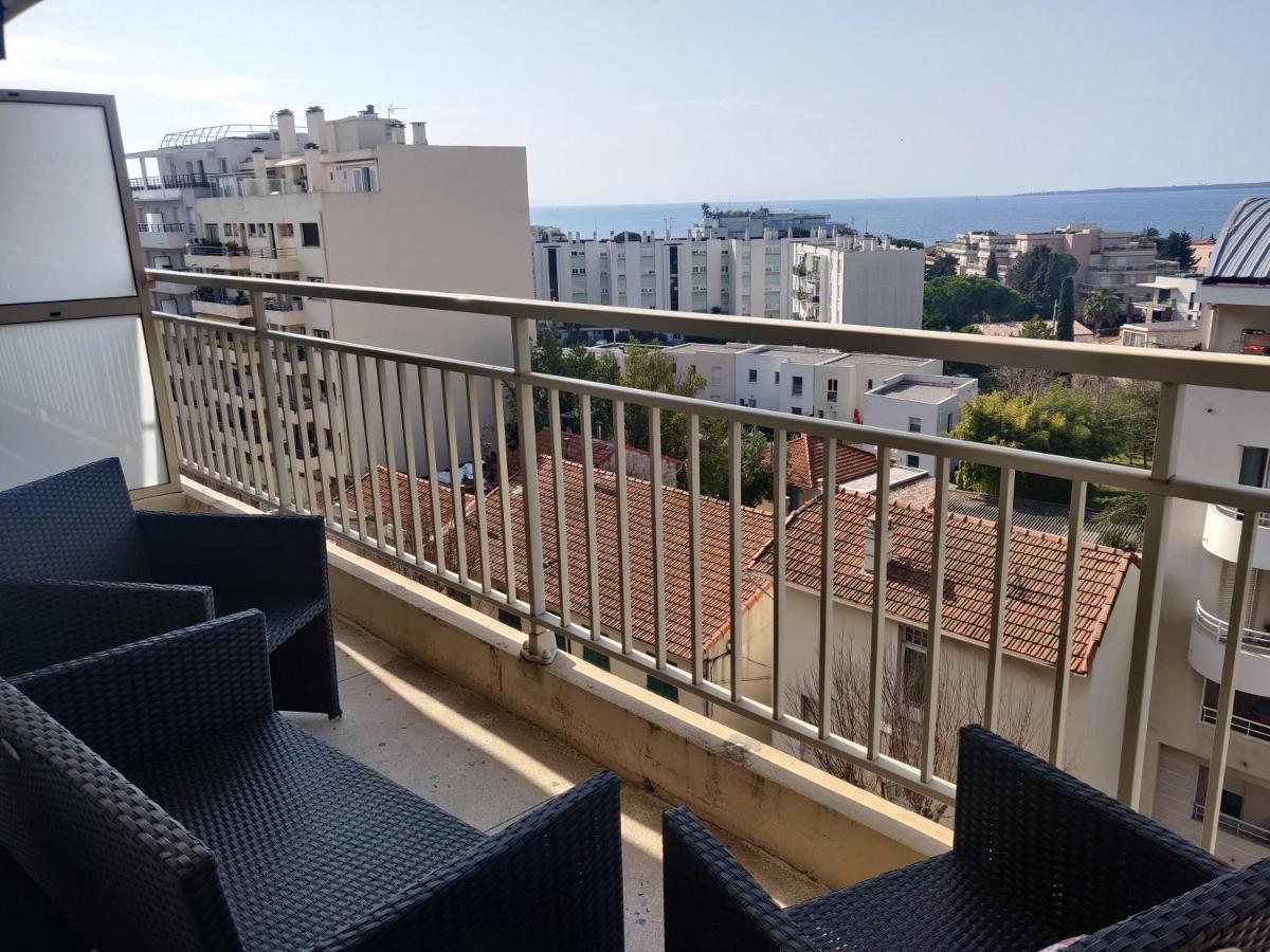 3 pièces près des plages de Juan avec parking Extérieur photo